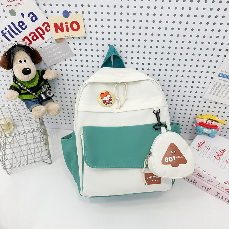 New children's kindergarten small schoolbag with contrasting colors, travel backpack, fashionable, lightweight and lightweight, cute backpack for 3-6 years old full figure