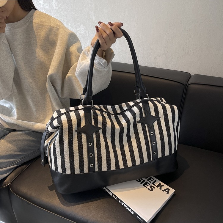 Large-capacity canvas commuting tote bag for women, high-end fitness bag, fashionable short-distance travel hand-held bag Specification drawing