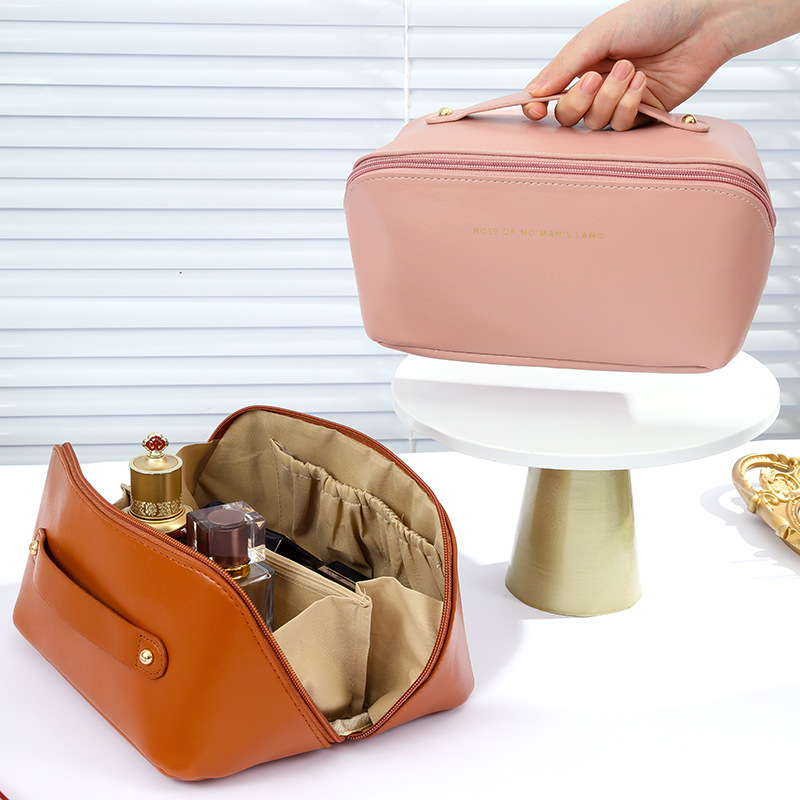 Travel storage bags, popular organ pillow bags, portable high appearance level toiletries, large-capacity makeup bags, starting from one Application Scenario