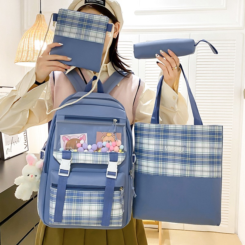 New checkered schoolbag for girls, a fresh and clean campus bag for primary school students, a large-capacity backpack for junior high school students, and a casual backpack Application Scenario