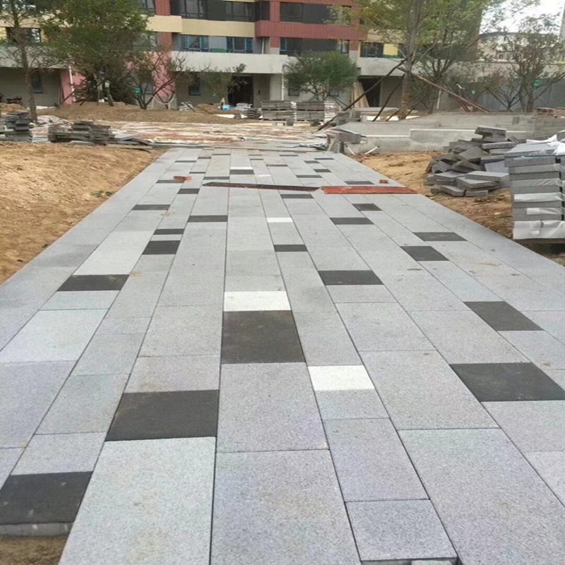 The paving stone manufacturer produces outdoor stone-like permeable bricks, garden square pavement, sidewalk permeable bricks and paving stones Specification drawing
