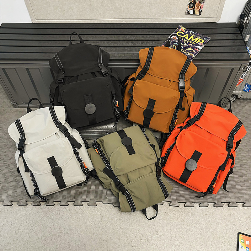 Large-capacity sports travel backpack, water-resistant nylon camping hiking backpack, multi-functional outdoor mountaineering bag Specification drawing