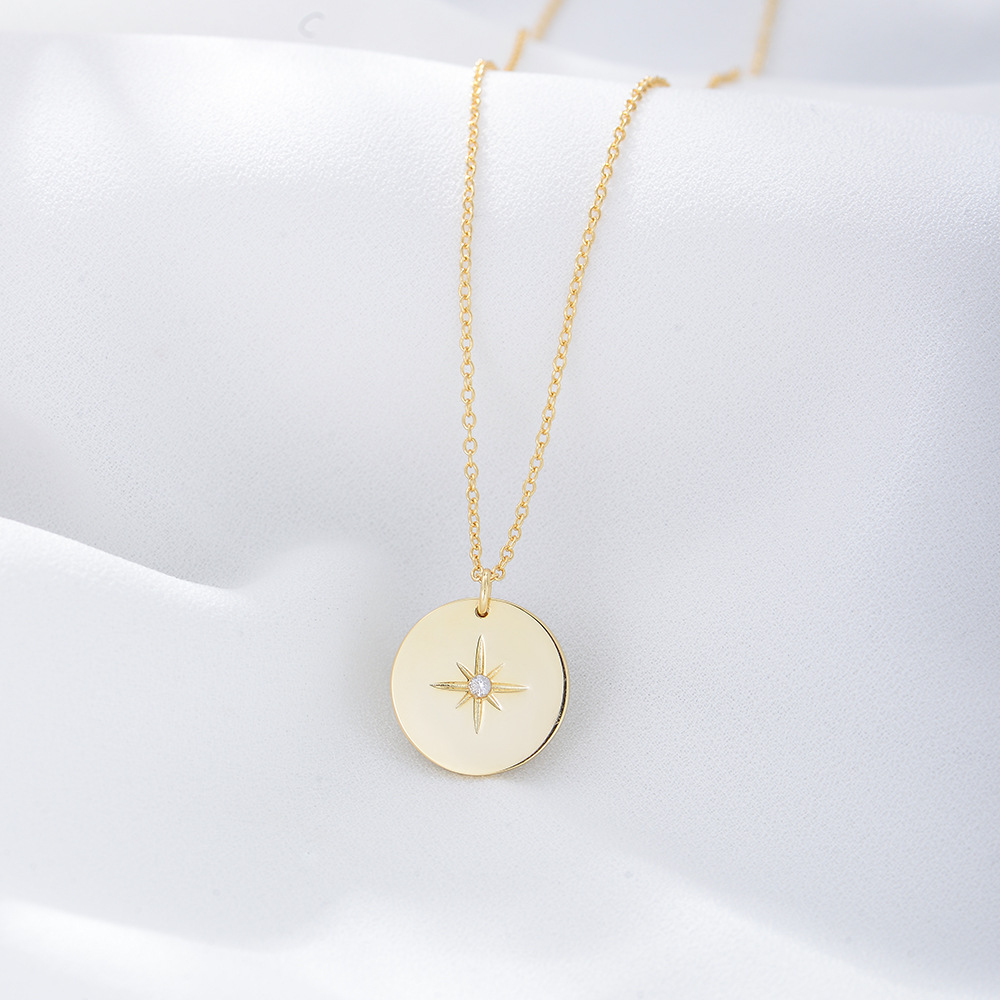 Smooth coin pendant necklace for women, simple and versatile European and American ins style, high-end round plate collarbone chain details Picture
