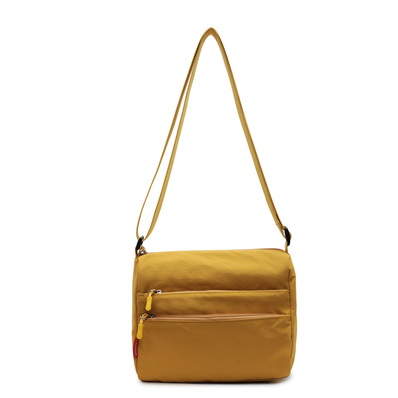 Trendy ladies' single-shoulder bag, casual shopping crossbody bag, lightweight water-resistant nylon fabric bag, simple and versatile small square bag Item Picture