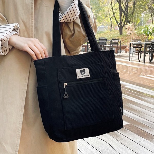 New autumn and winter 2024 large-capacity storage bag, school-style hand-held student tutorial bag, casual commuting single-shoulder bag full figure