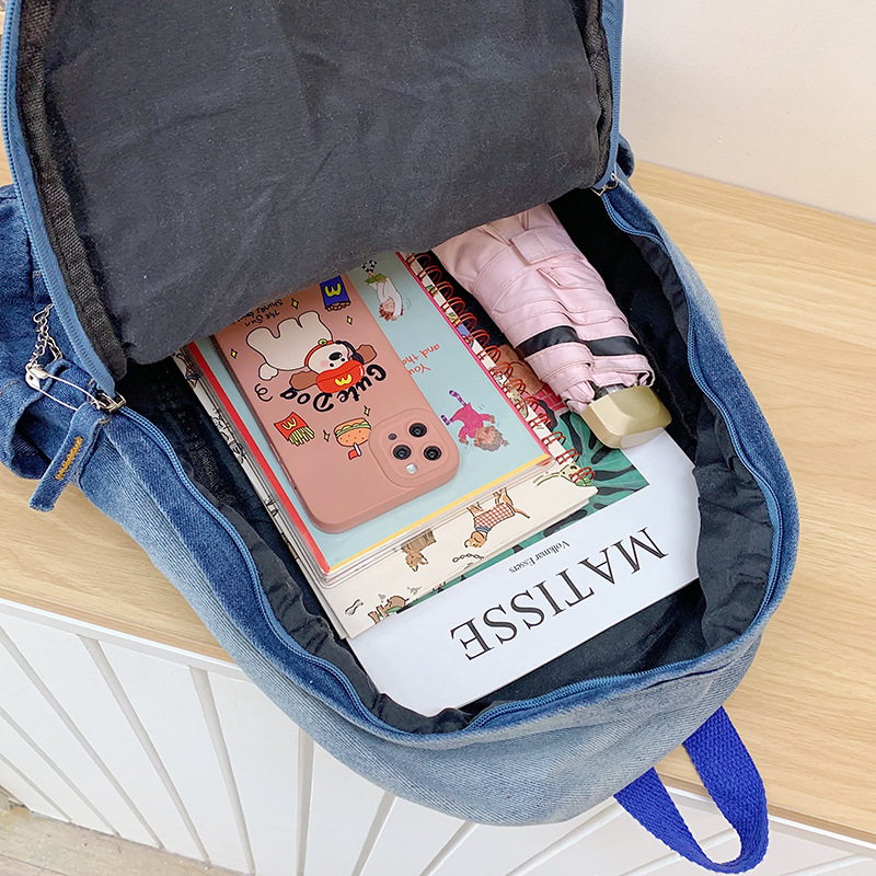 Cute and unique gradient schoolbag, dirty sweet and cool hot girl bag, large-capacity backpack, retro campus color contrast Application Scenario