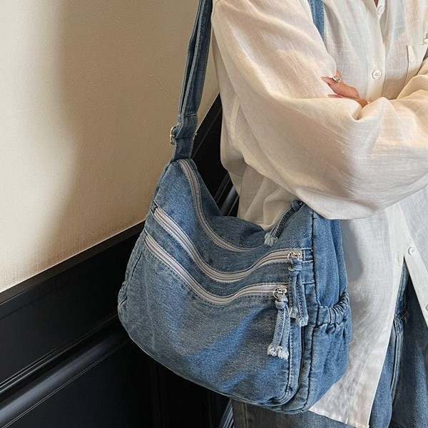 Denim bag, women's tote bag, large capacity, spring and summer sparkle, can be carried diagonally, new single-shoulder commuting bag for classes full figure