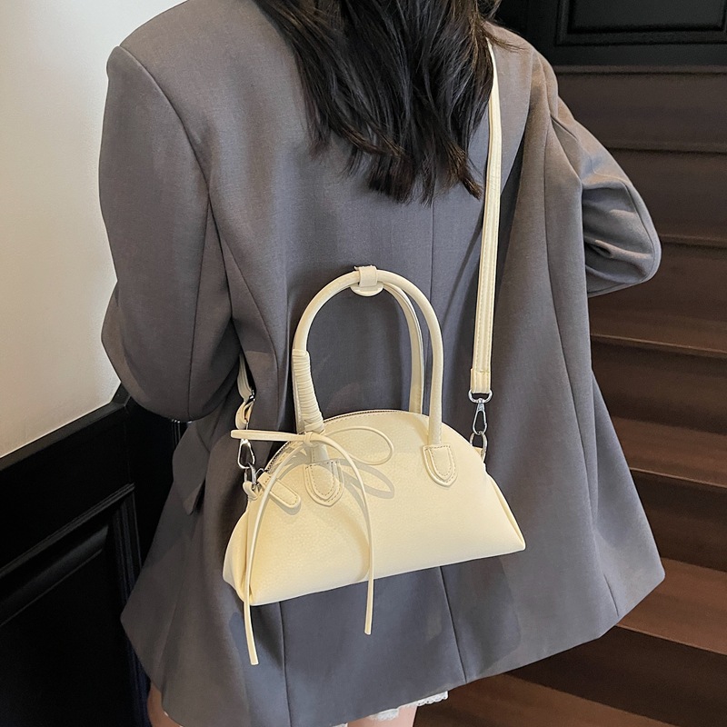 The 2025 summer new bow-shaped fashionable, niche and versatile casual underarm bag exudes a sense of sophistication and simplicity for women Specification drawing