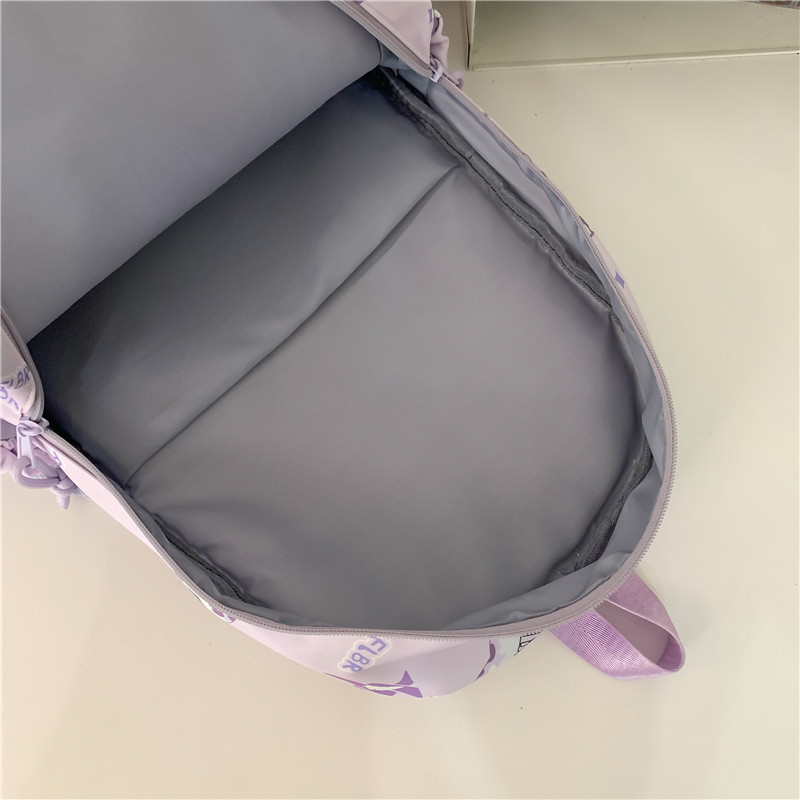 New and fresh high school student backpack, junior high school student and female student backpack, large capacity, high appearance level computer bag Application Scenario
