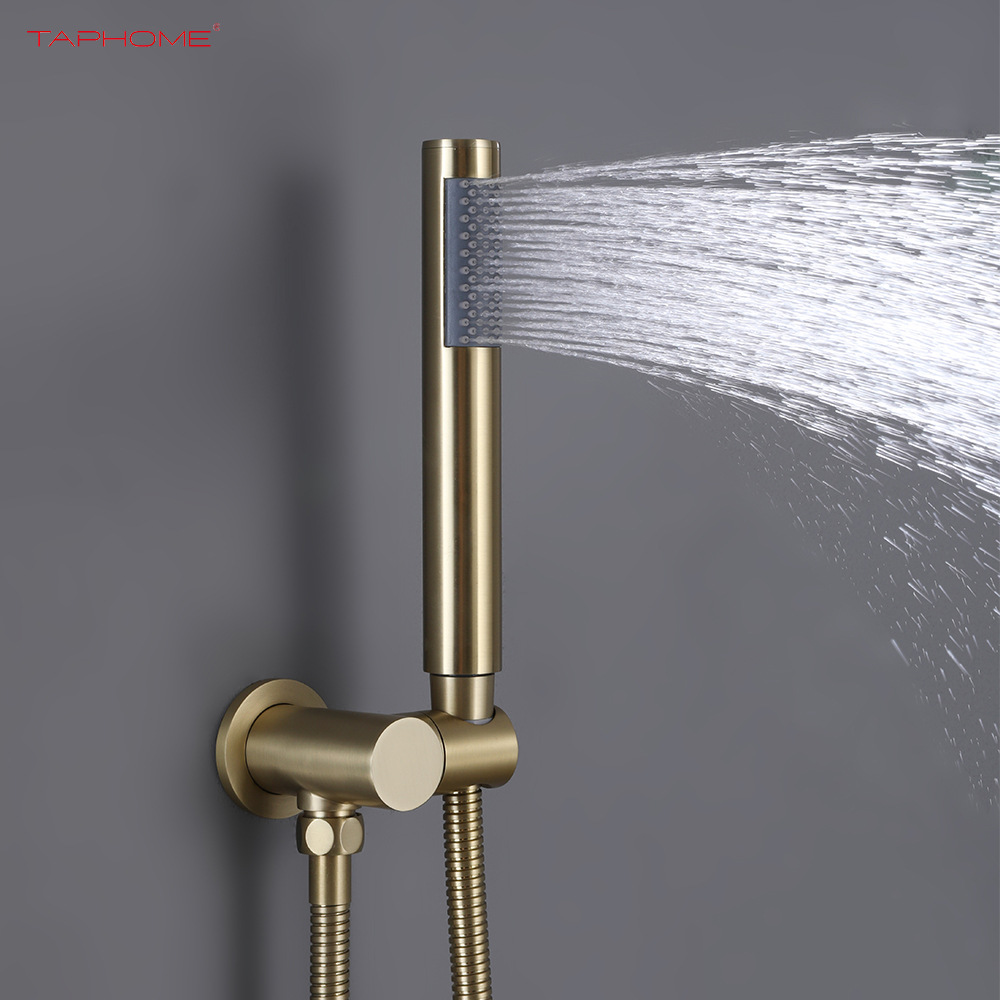 Cross-border Australian and American standard all-copper concealed pre-embedded wall-mounted pressurized shower head faucet nozzle household set Application Scenario