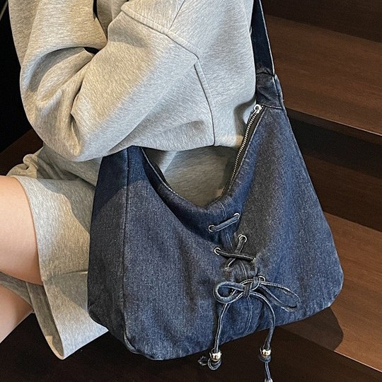 2025 Retro denim crossbody bag, artistic commuting single-shoulder bag, Korean-style laid-back casual bow crossbody bag Specification drawing