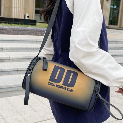 Trendy and individual letter solid color simple casual fashion women's bag 2025 Fashion design single-shoulder crossbody bucket bag details Picture