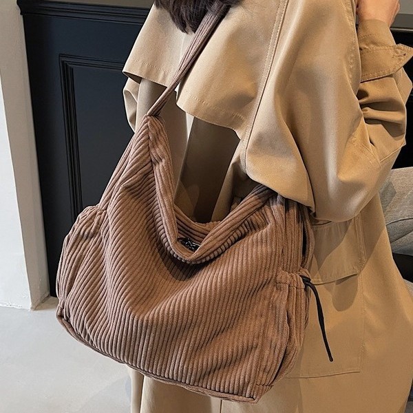 Corduroy bag, women's tote bag, large capacity, suitable for crossbody in autumn and winter, 2024 new versatile retro single-shoulder commuter bag details Picture