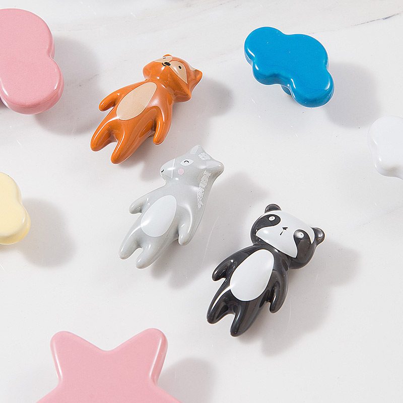 Cute lion cabinet drawer handle, Star Moon cloud ceramic pull, children's panda cabinet door handle hook, modern and simple Specification drawing
