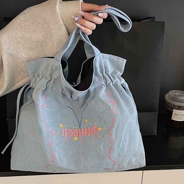 ins exquisite embroidered casual denim small cloth bag, handbag, cosmetics storage, butterfly Spring new single shoulder bag details Picture