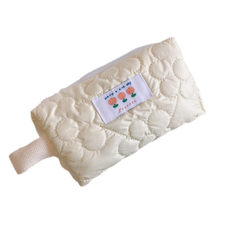 19283 Korean artistic pen case, ins Japanese quilted and embroidered flower storage and organization, canvas makeup bag, hand-held stationery Item Picture