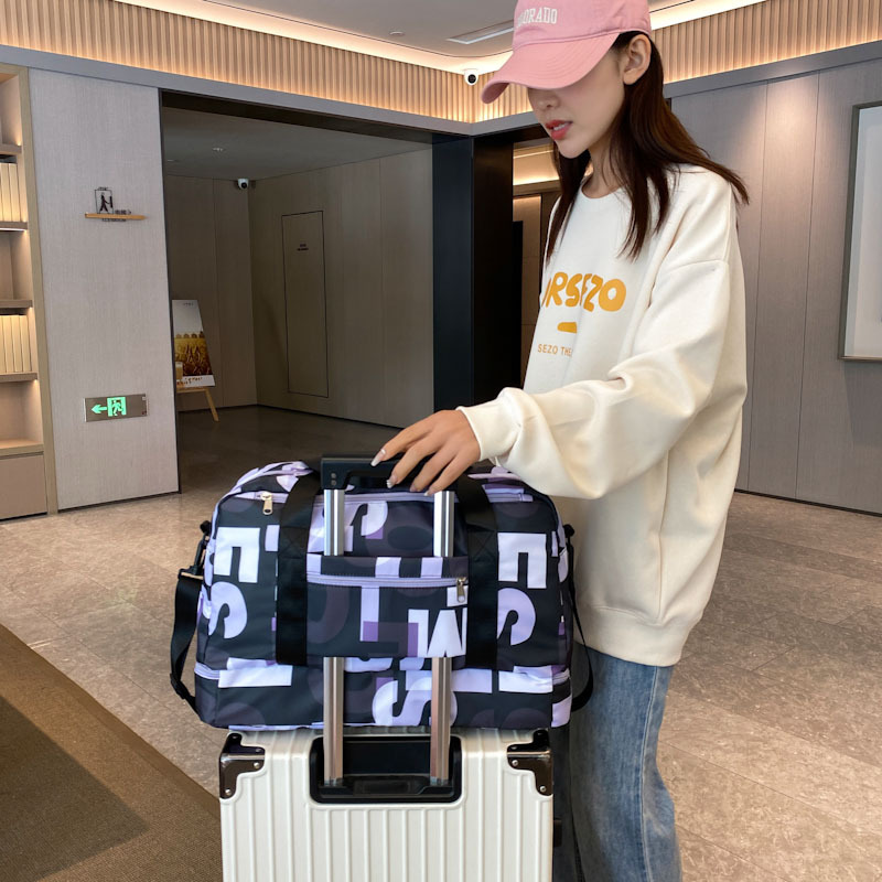 Simple graffiti letter travel bag, carry-on luggage bag, independent shoe compartment, sports and fitness bag, dry and wet separation yoga bag details Picture