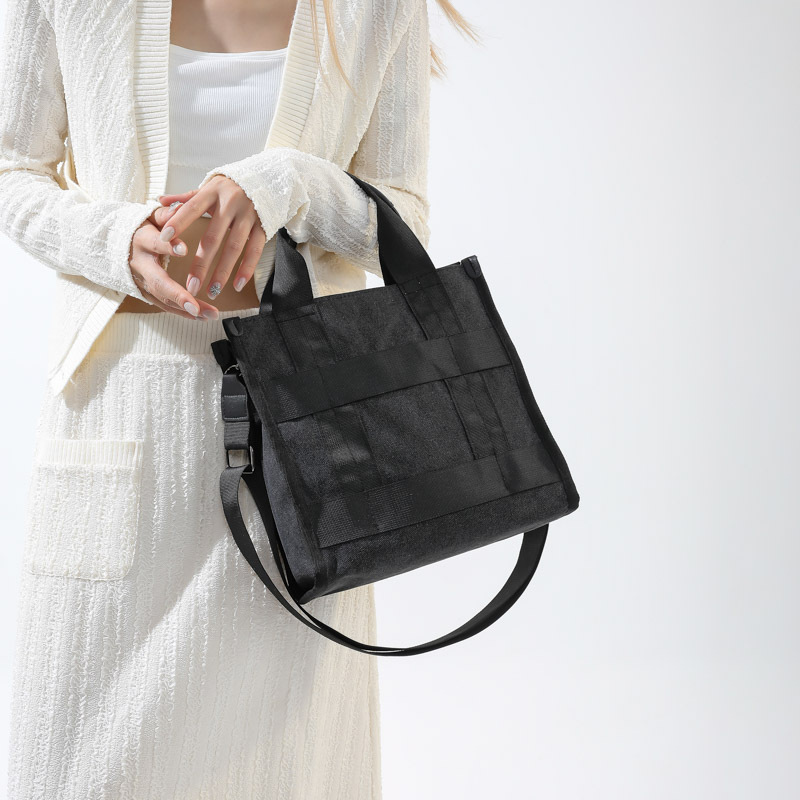 New large-capacity workwear crossbody bag, trendy, casual and simple canvas single-shoulder bag, versatile student hand-held tote bag full figure