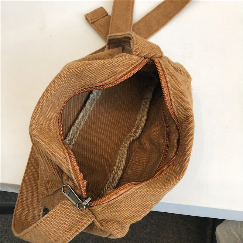 Artistic Sail Bag 2020 New style single-shoulder bag, sporty crossbody bag, cylindrical small bag, simple and trendy casual bag for women Application Scenario