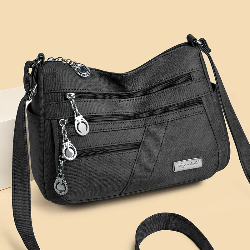 This fashionable and versatile crossbody bag is small and stylish. It has a workwear style and is suitable for both men and women Specification drawing