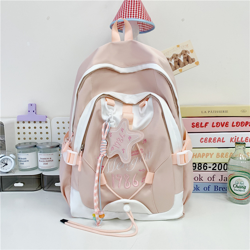 New InS-style student backpack, travel backpack, ultra-light college style, casual and stress-relieving, shouldering the responsibility of college students full figure