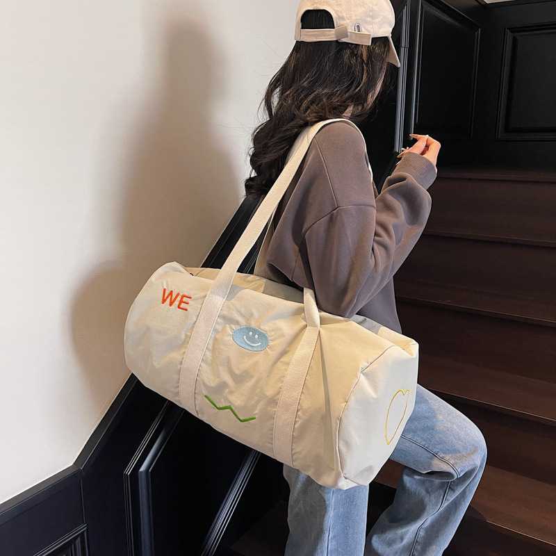 Korean-style fashionable lightweight hand-held travel bag, large-capacity ins versatile women's yoga bag, short-distance business trip luggage bag Specification drawing