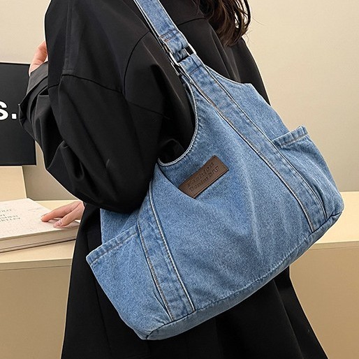 Artistic shoulder bag, casual denim, versatile Japanese tote bag, large bag, fashionable single-shoulder bag, laid-back underarm bag details Picture