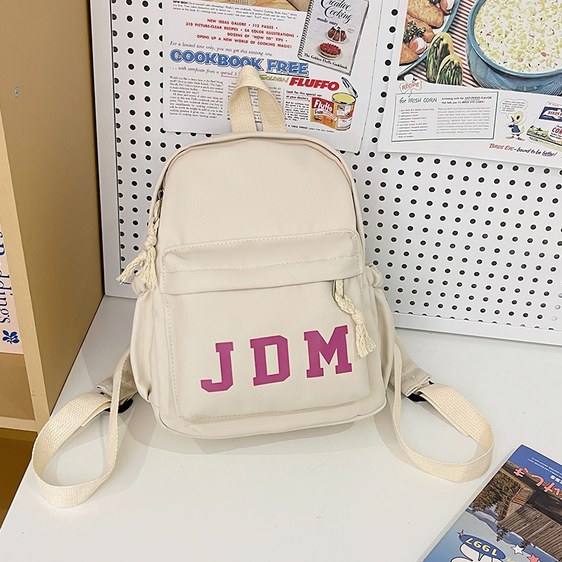 Children's spring outing and study tour small backpacks, boys' backpacks for going out to play, girls' small schoolbags for tutoring, and lightweight small bags Application Scenario