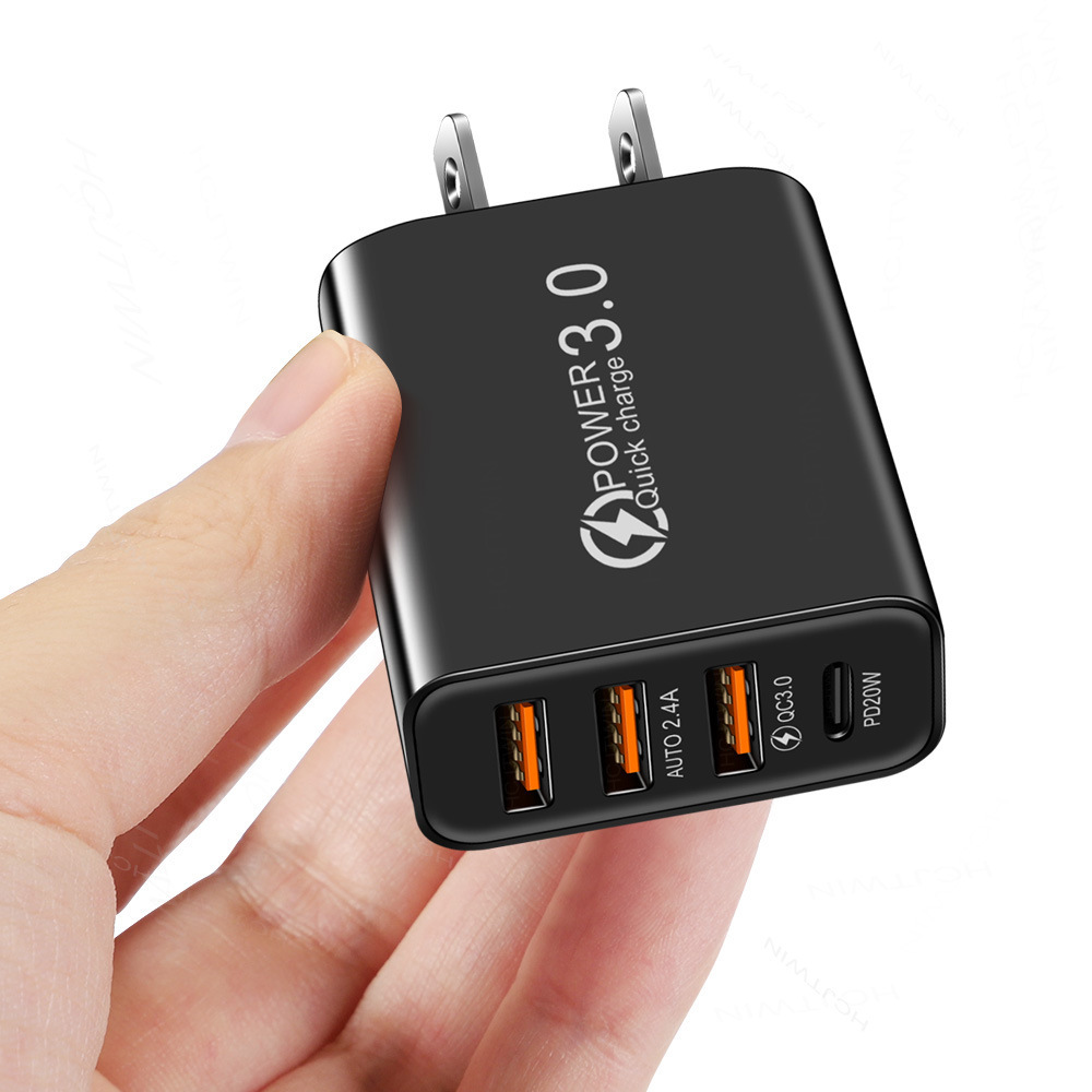 Cross-border wholesale of 2A 3USB+PD Type-c mobile phone charger multi-interface travel charging head Application Scenario