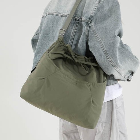 Single-shoulder bag, bucket bag, tote bag, solid-color casual dumpling bag, pleated bow, fashionable and simple underarm cloth bag Application Scenario