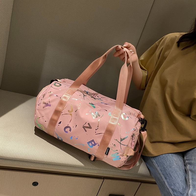 Korean-style casual travel bag, large-capacity yoga swimming bag, fitness bag, dry and wet separation training and sports handbag Application Scenario