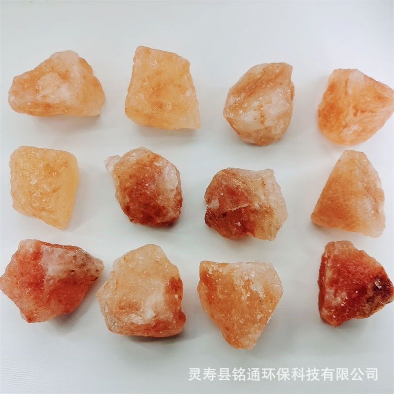 Himalayan salt licking hamster pet Golden Thread Bear rabbit Teething Stone Salt Stone Livestock salt licking block Application Scenario