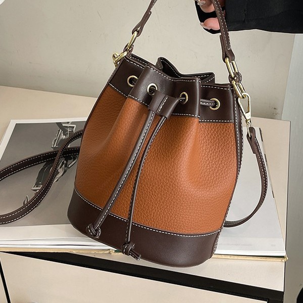 Cross-border bucket Bag 2024 New style high-end fashionable drawstrap handbag, retro color contrast texture single-shoulder crossbody bag Specification drawing