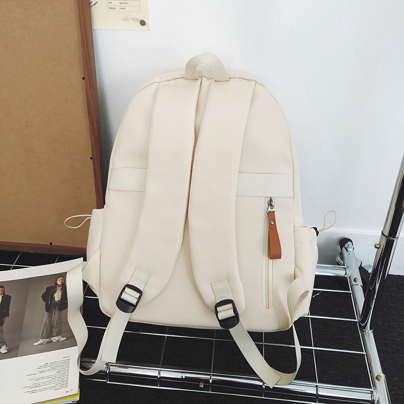 The new 2024 fashionable and versatile backpack for women, a large-capacity travel backpack for junior and senior high school students, and a trend of college students' schoolbags Specification drawing