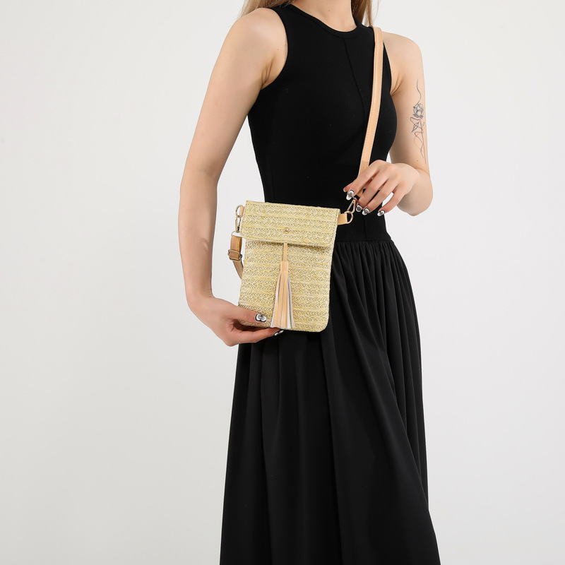 Retro straw woven small bag for women 2024 new style, trendy country style casual woven bag, artistic style mobile phone bag, crossbody bag Specification drawing