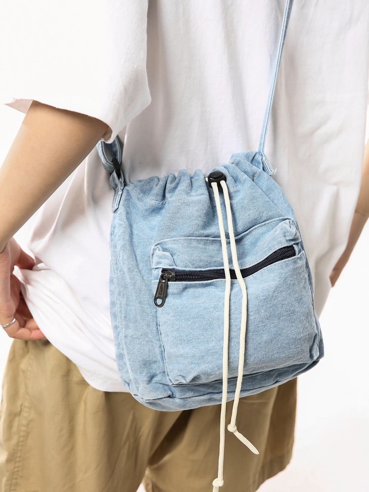 Washed denim canvas bag for women, 2024 new style single-shoulder bag, drawstring drawstring bucket bag, student crossbody bag, small backpack full figure