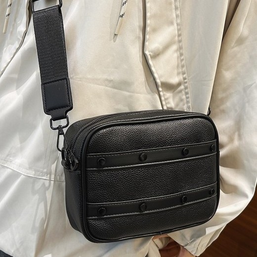 Simple style waterproof backpack, single-shoulder bag, small square bag, single-shoulder street small crossbody bag, outdoor trendy and fashionable crossbody bag Application Scenario