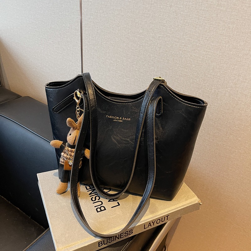 Casual work commuting bag, women's large-capacity underarm bag, 2024 new retro versatile single-shoulder shopping tote bag Specification drawing