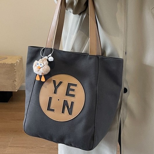 Large-capacity tote bag for women 2025, fashionable, casual and versatile canvas bag, niche hollowed-out high-end student single-shoulder bag Specification drawing
