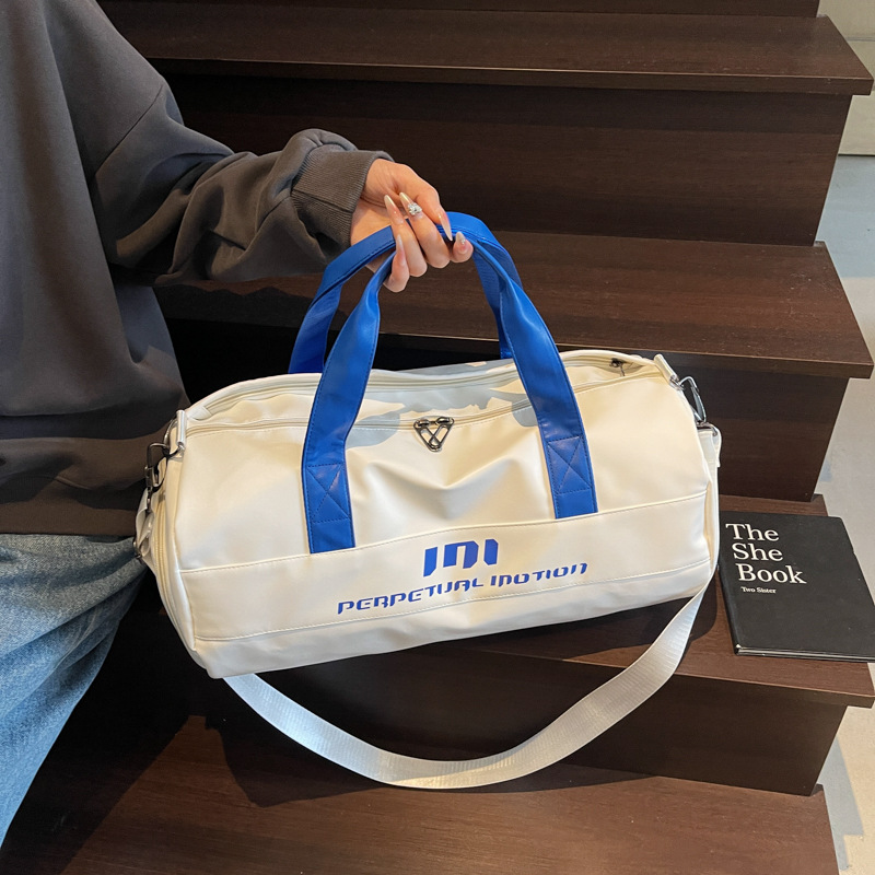 Cross-border and customized logo fitness bags, large-capacity sports bags, company employee gifts, souvenirs, hand-held crossbody bags full figure