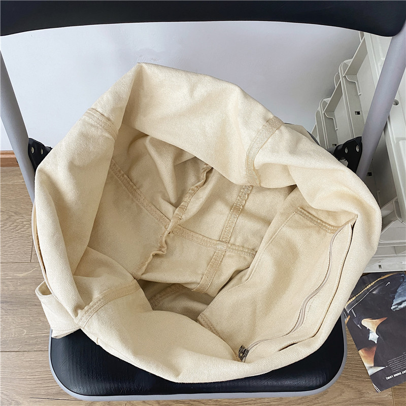Japanese and Korean simple and laid-back style artistic washed canvas bag, large-capacity crossbody bag, student single-shoulder bag, casual shopping bag Application Scenario