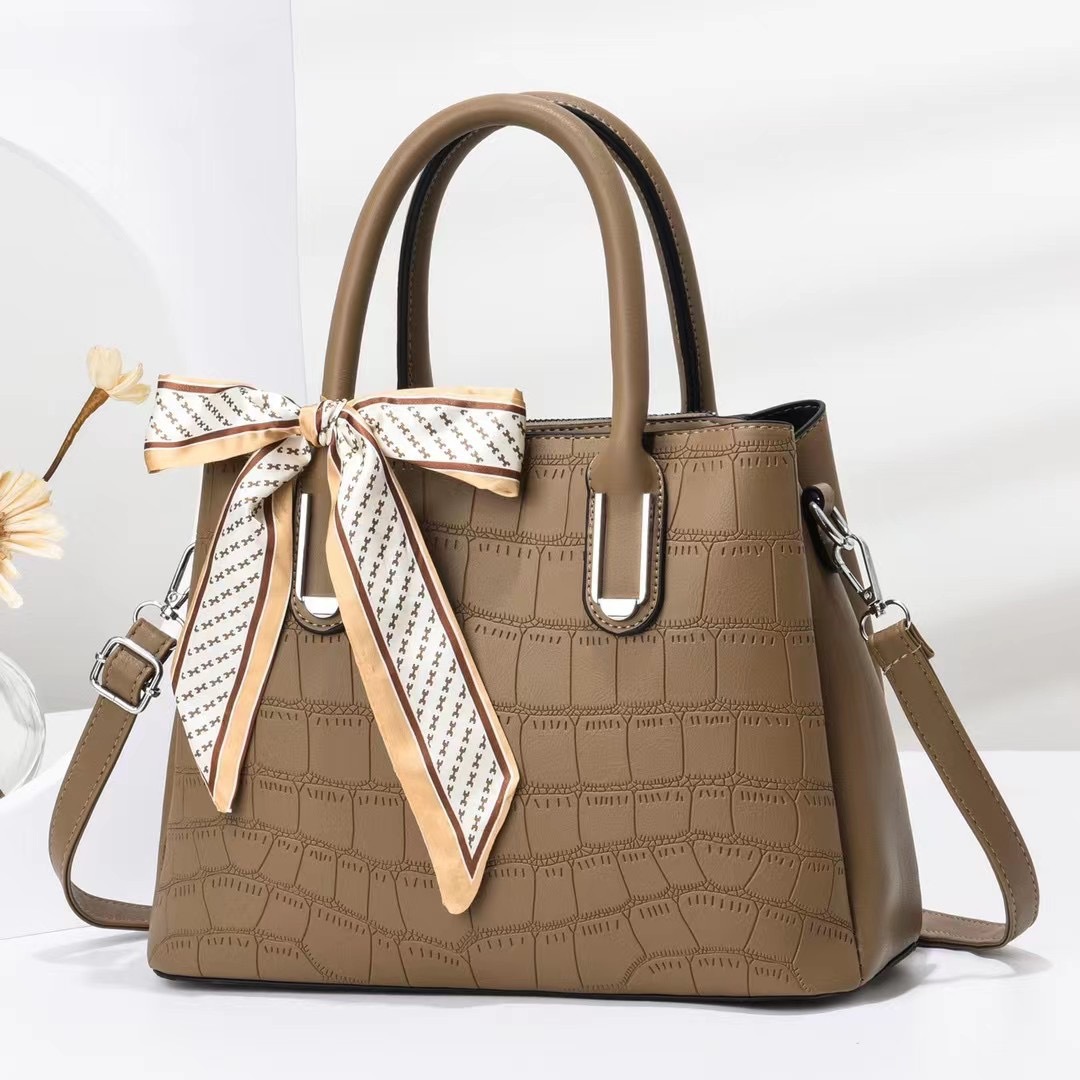 A new 2024 trendy women's bag with stone pattern silk scarf, simple cross-border large-capacity single-shoulder crossbody texture Item Picture