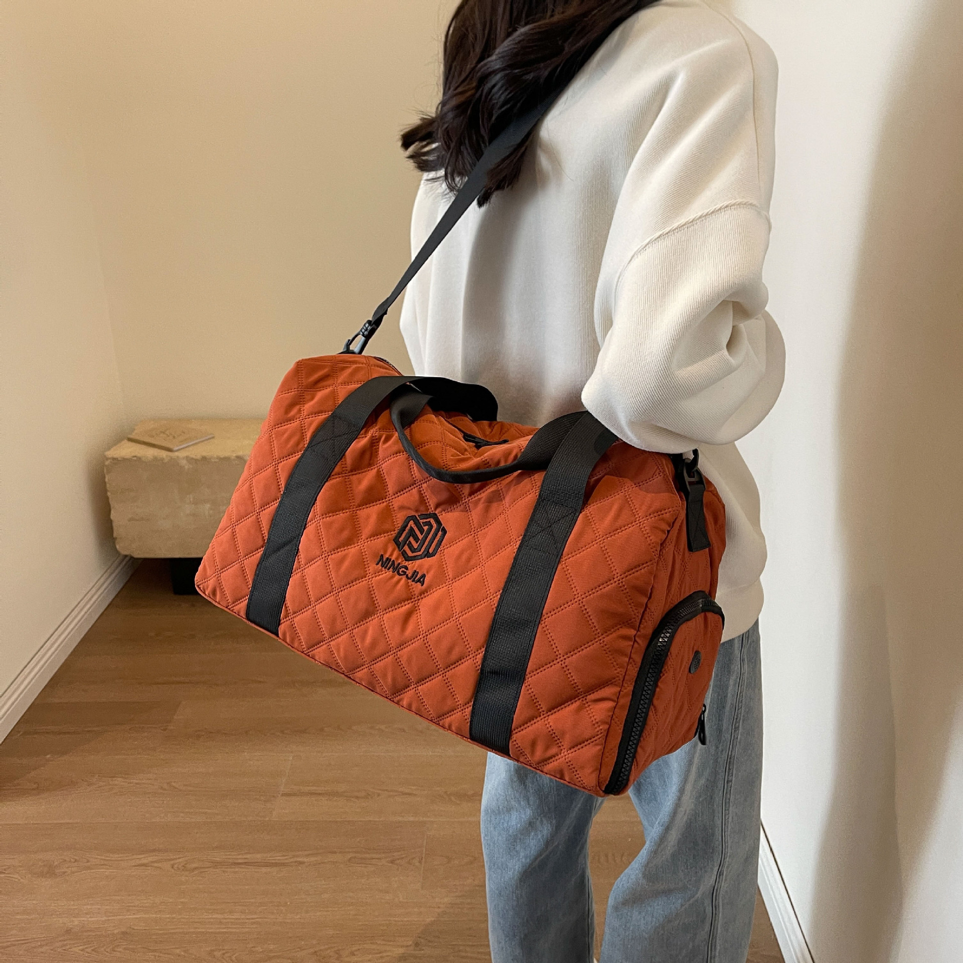 Dry-wet separated short-distance travel bags, fitness bags, lightweight business trip luggage storage bags, simple and casual yoga and swimming bags Specification drawing