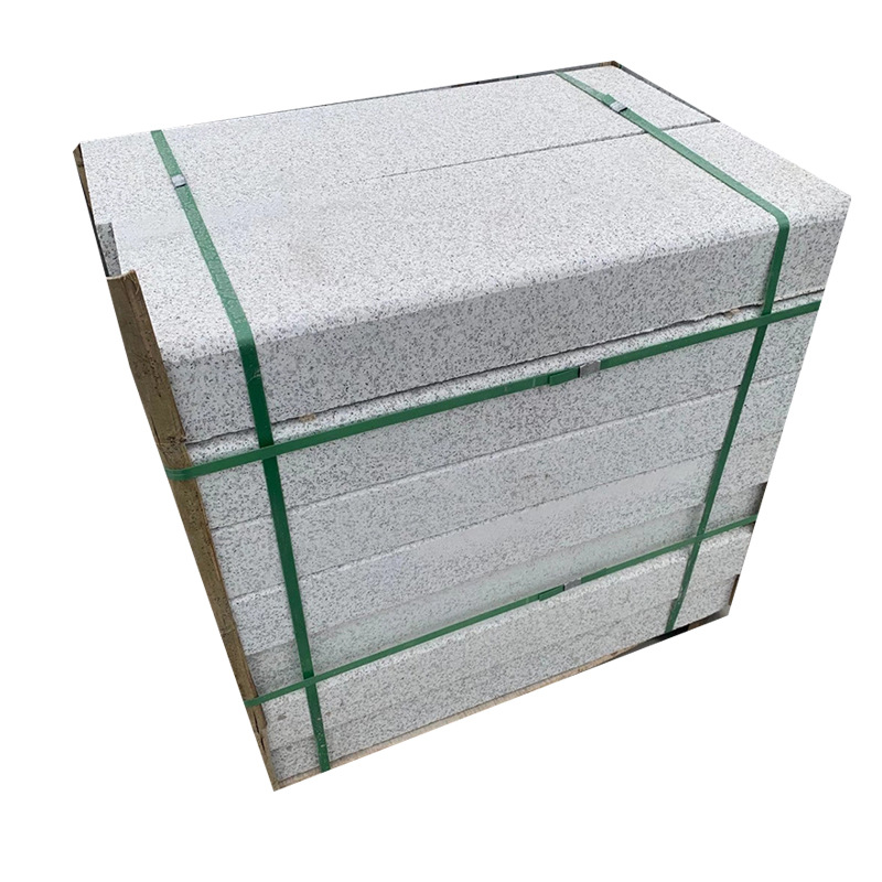 Sesame white granite, litchi surface, flame surface, curb stones on both sides of municipal construction roads, vehicle curb stones, and curbstone Item Picture