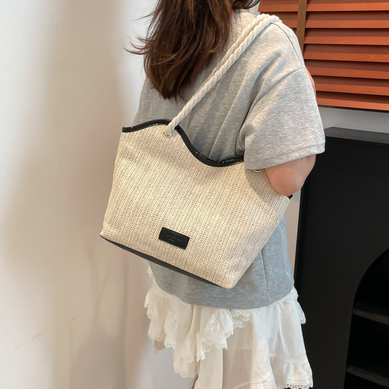 European and American large-capacity 2025 new style bag, seaside vacation casual straw woven bag, woven single-shoulder beach tote bag Specification drawing