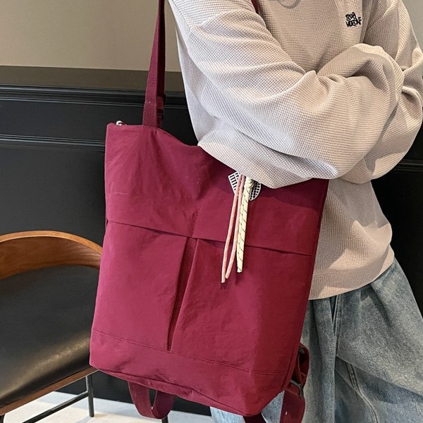 Casual large-capacity tote bag for women, 2024 winter, simple nylon fabric single-shoulder bag, versatile crossbody bag for school and commuting full figure
