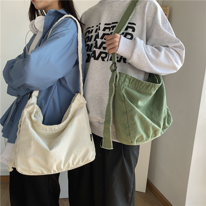 Washed canvas bag with fringed and aged edges, artistic single-shoulder bag, student class backpack, laid-back and simple cloth bag, crossbody bag details Picture