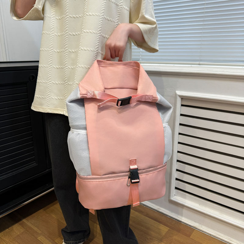Dry-wet separation swimming sports bag, women's multi-functional large-capacity storage bag, outdoor leisure lightweight travel backpack Application Scenario