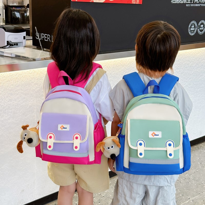 Kindergarten schoolbags for boys and girls, primary school students, babies, super lightweight study and research bags, back support, first grade backpack Application Scenario