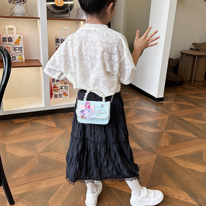 Children's chanel-style single-shoulder bag for spring and summer, fresh pearl handbag, girls' Aisha Little Princess, stylish crossbody bag details Picture